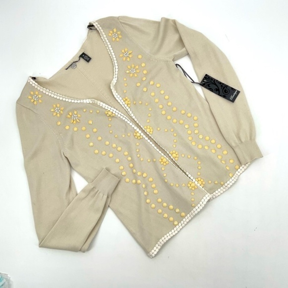 BKE Boutique Cardigan Cream W/Bead‎ Detail Size Medium NWT B24